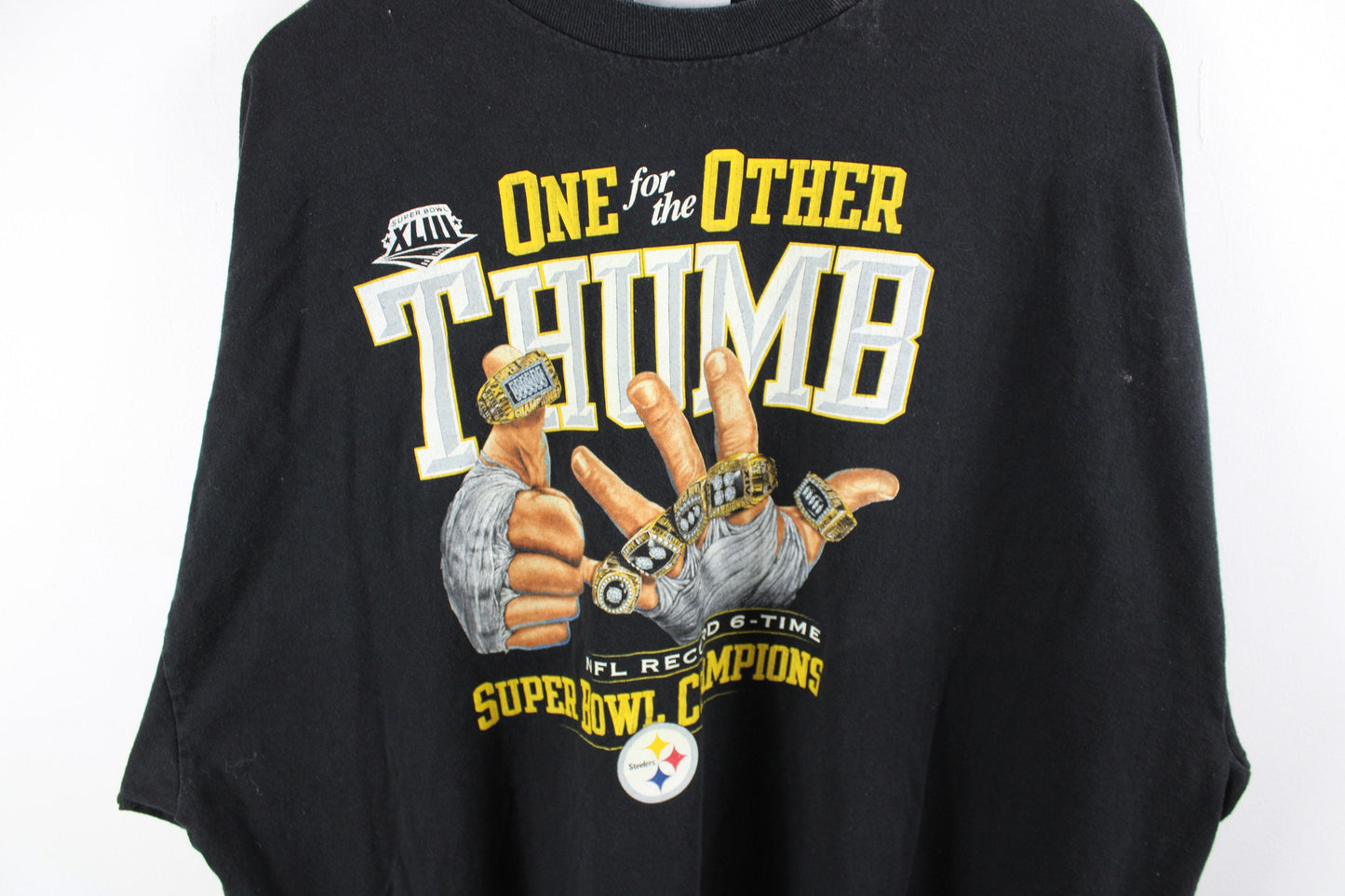 Pittsburgh-Steelers T-Shirt / Vintage NFL Football True-Fan Tee / 90s Sports Team Uniform Top
