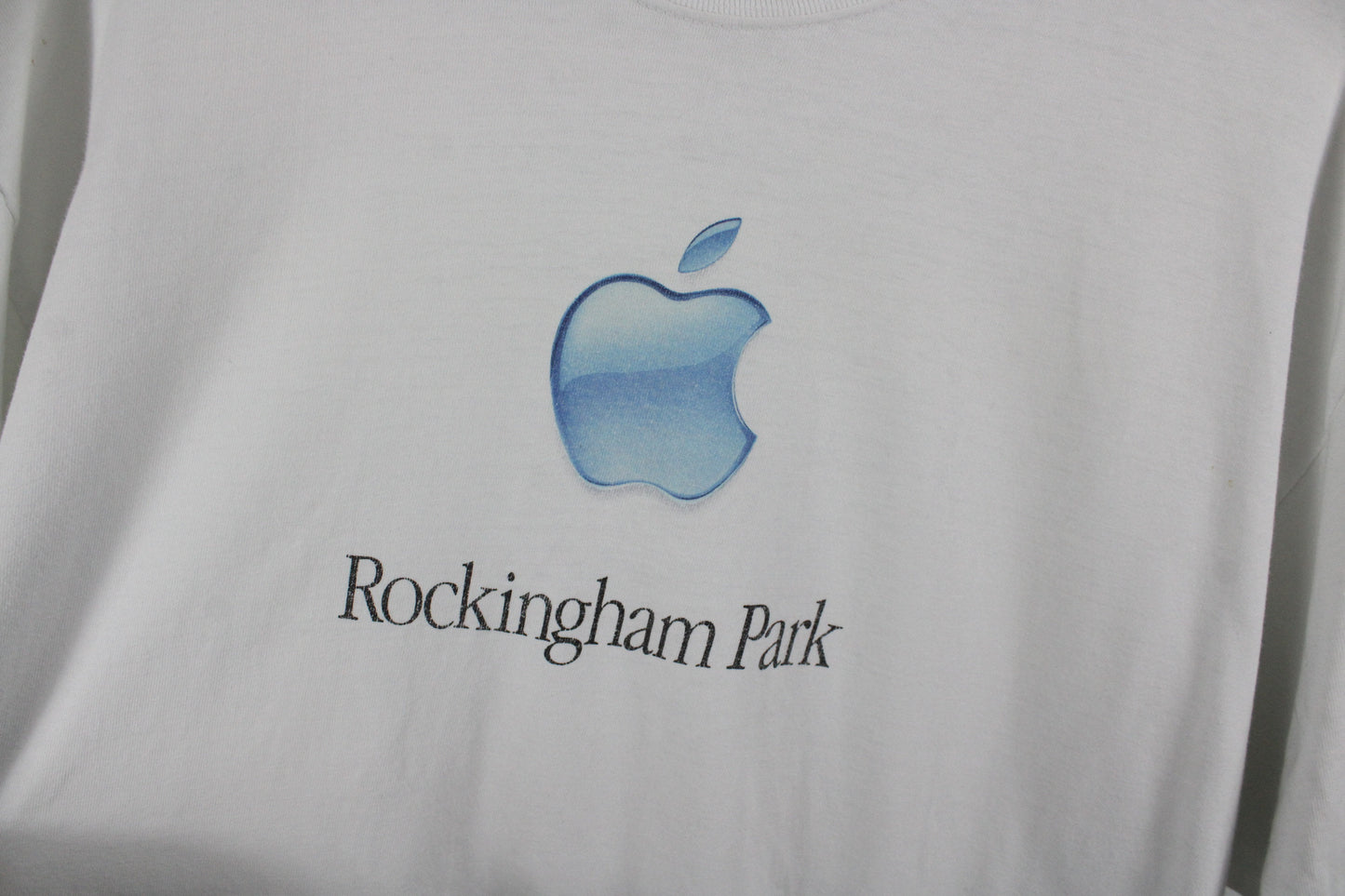 Apple Macintosh T-Shirt / Vintage Steve Jobs American Graphic Promo Tee 90s / 1990s / Y2K / 2000s