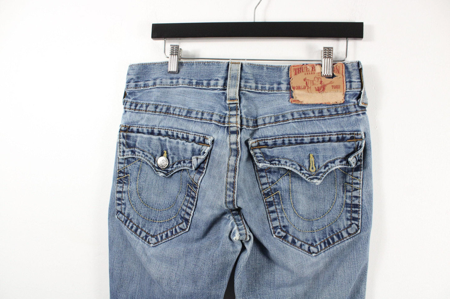 True religion jeans / vintage ripped denim trouser / 2000's y2k streetwear clothing / dark blue / size 31