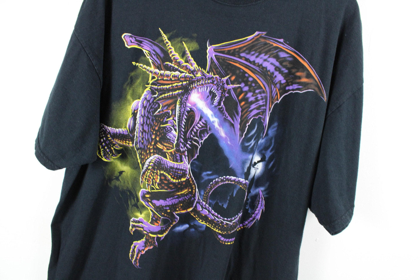 Dragon t-shirt / vintage japanese anime active-wear company / 90s-2000s extreme coutoure tee shirt / y2k graphic