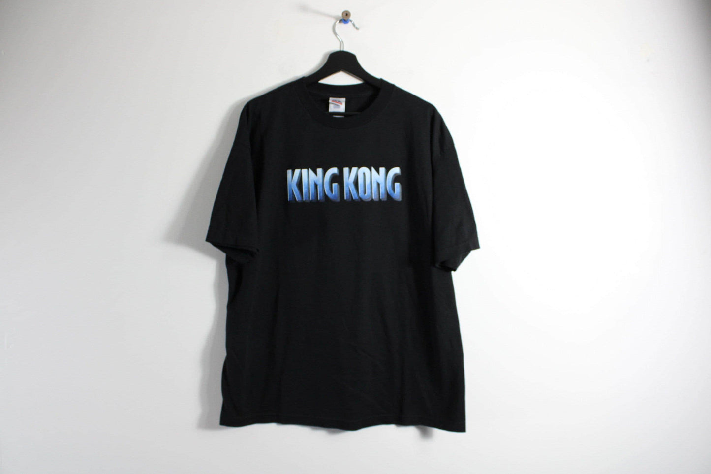 King-kong t-shirt / vintage movie tee / 2000s-y2k graphic / 1990s-90s clothing