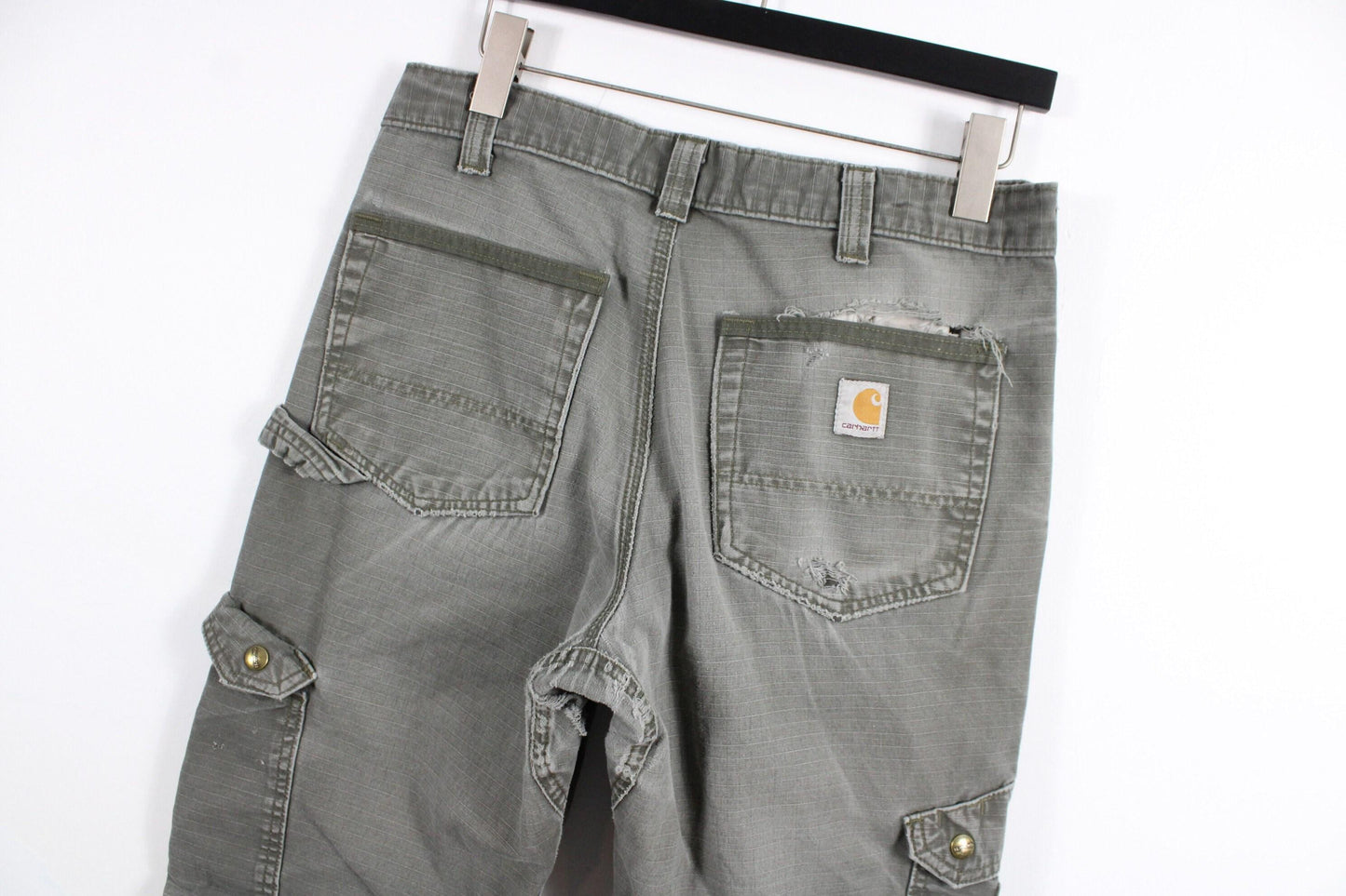 Carpenter pants / vintage carhartt construction workwear studio cargo utility trousers / 90s streetwear jeans / 32x30