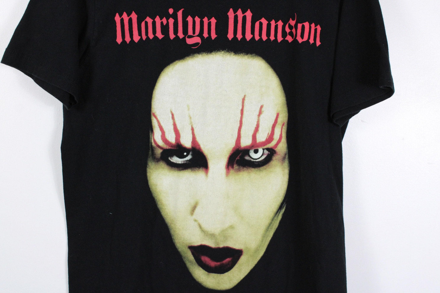 Marilyn-manson band t-shirt / vintage rock-and-roll music album / tour graphic tee / 90s-2000s clothing