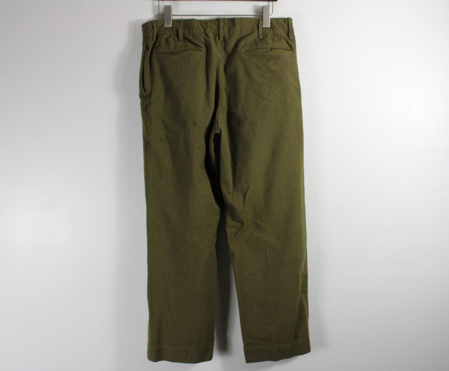 Vintage wool camo-pants / military green camouflage combat trouser / 50s-60s army fatigue / surplus clothing