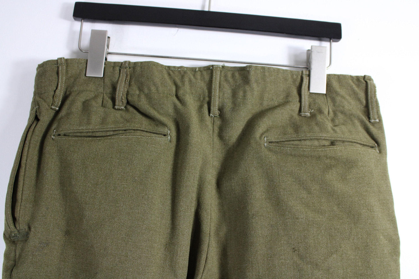 Vintage wool camo-pants / military green camouflage combat trouser / 50s-60s army fatigue / surplus clothing