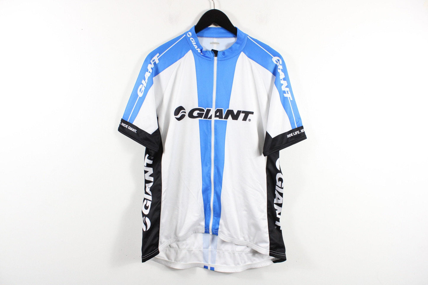 Cycling jersey / vintage giant bicycle team racing top / 90s cycle clothing