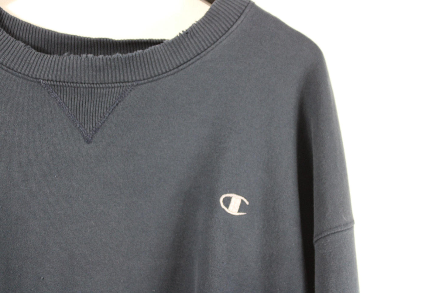 Vintage champion embroidered logo crewneck | classic 90s sweatshirt | unisex retro sportswear