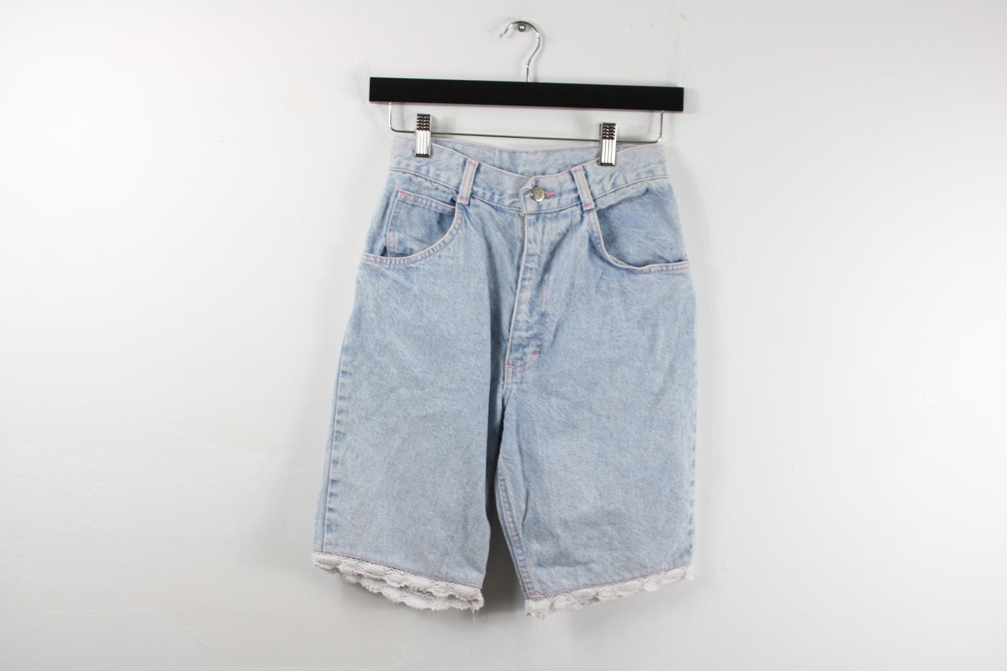 Vintage whooz blooz light wash denim shorts - retro casual wear