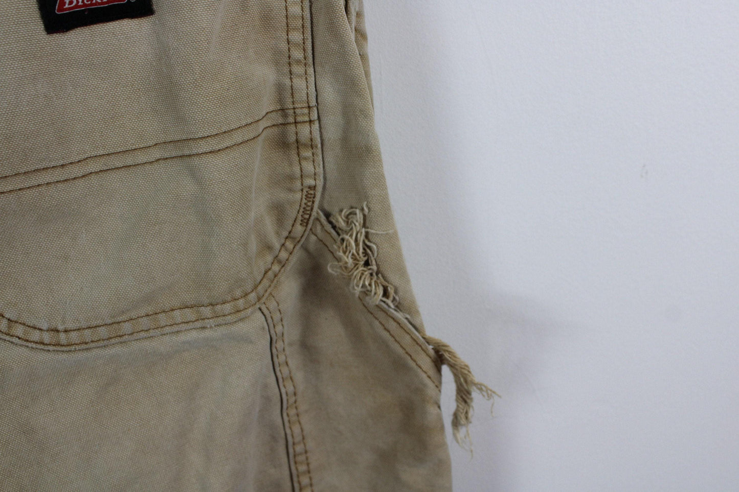 Carpenter pants / vintage dickies construction workwear studio cargo utility trousers / 90s streetwear jeans