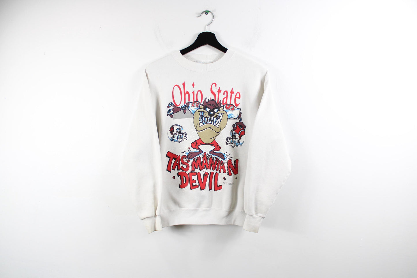 Ohio-State-Buckeyes University Looney-Tunes Sweater / Vintage NCAA Sweatshirt / 90s Embroidered Pullover Crewneck