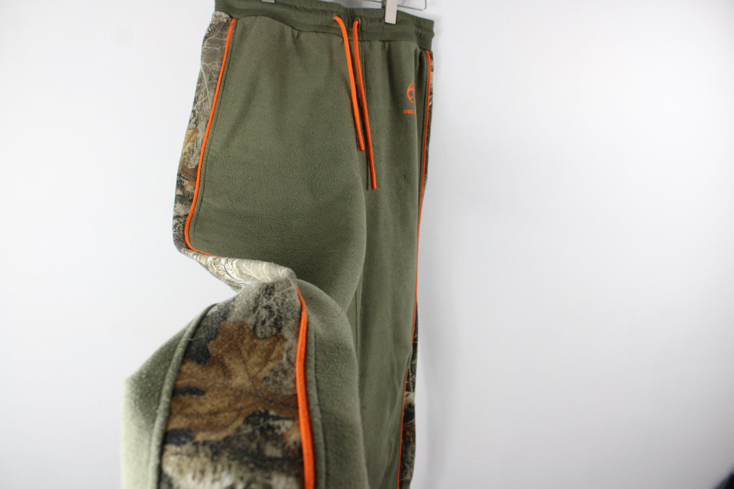 Vintage Real-Tree Pants / Forest Camouflage Sweatpant Track Trousers / 90s Clothing