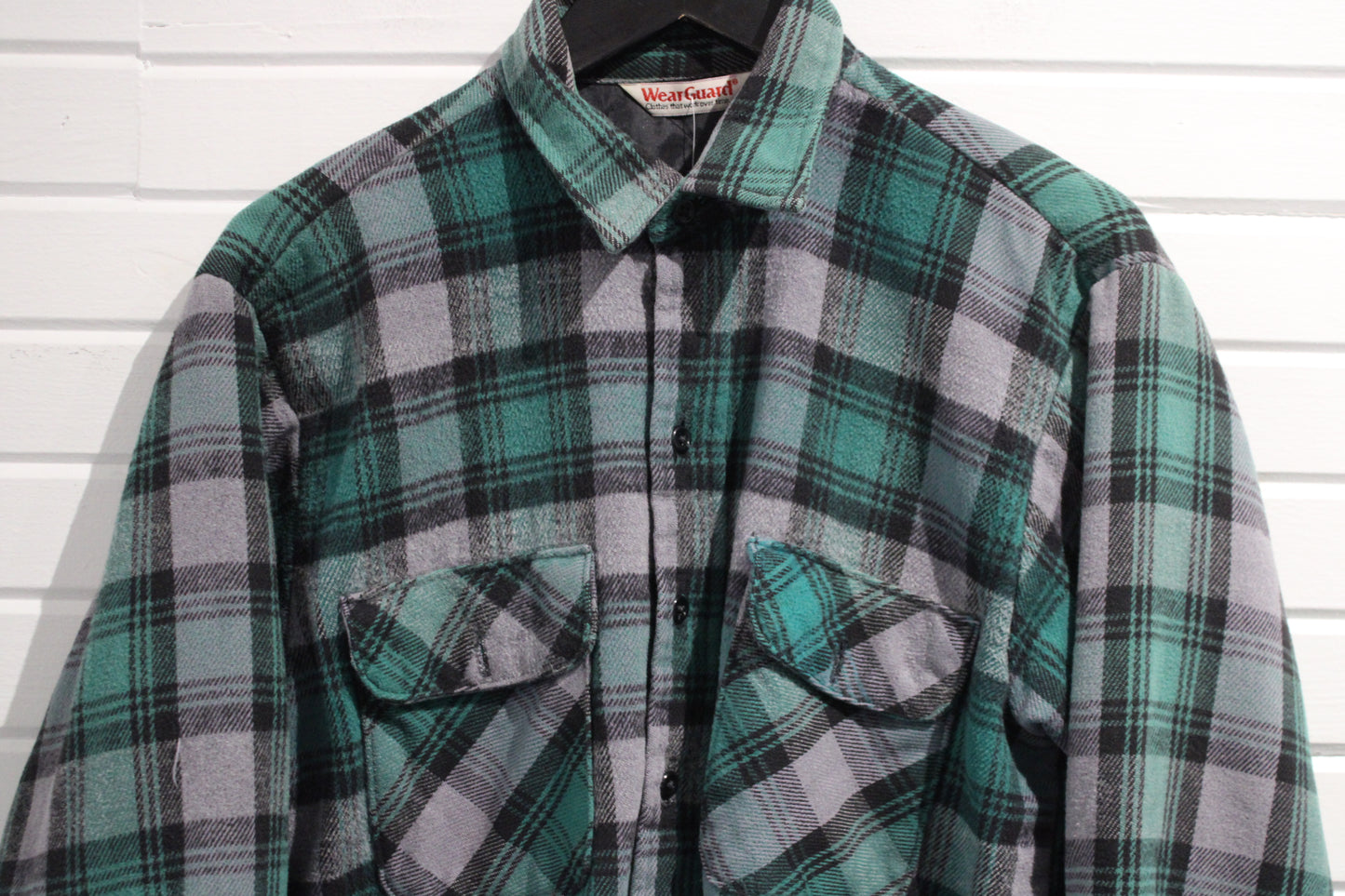 WearGuard Plaid Button-Up Shirt | Vintage Frayed Hem Western Flannel | Men's Casual Workwear