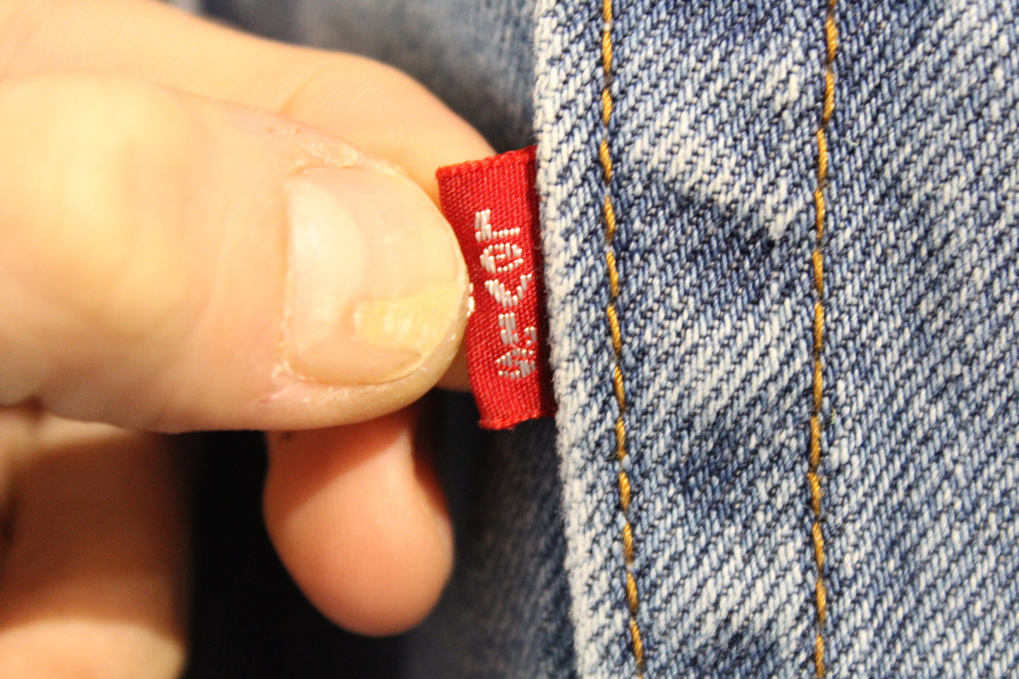 Levi's 505 Jeans / Vintage Light-Wash Denim Trouser / Classic Regular Fit / Size 34x32