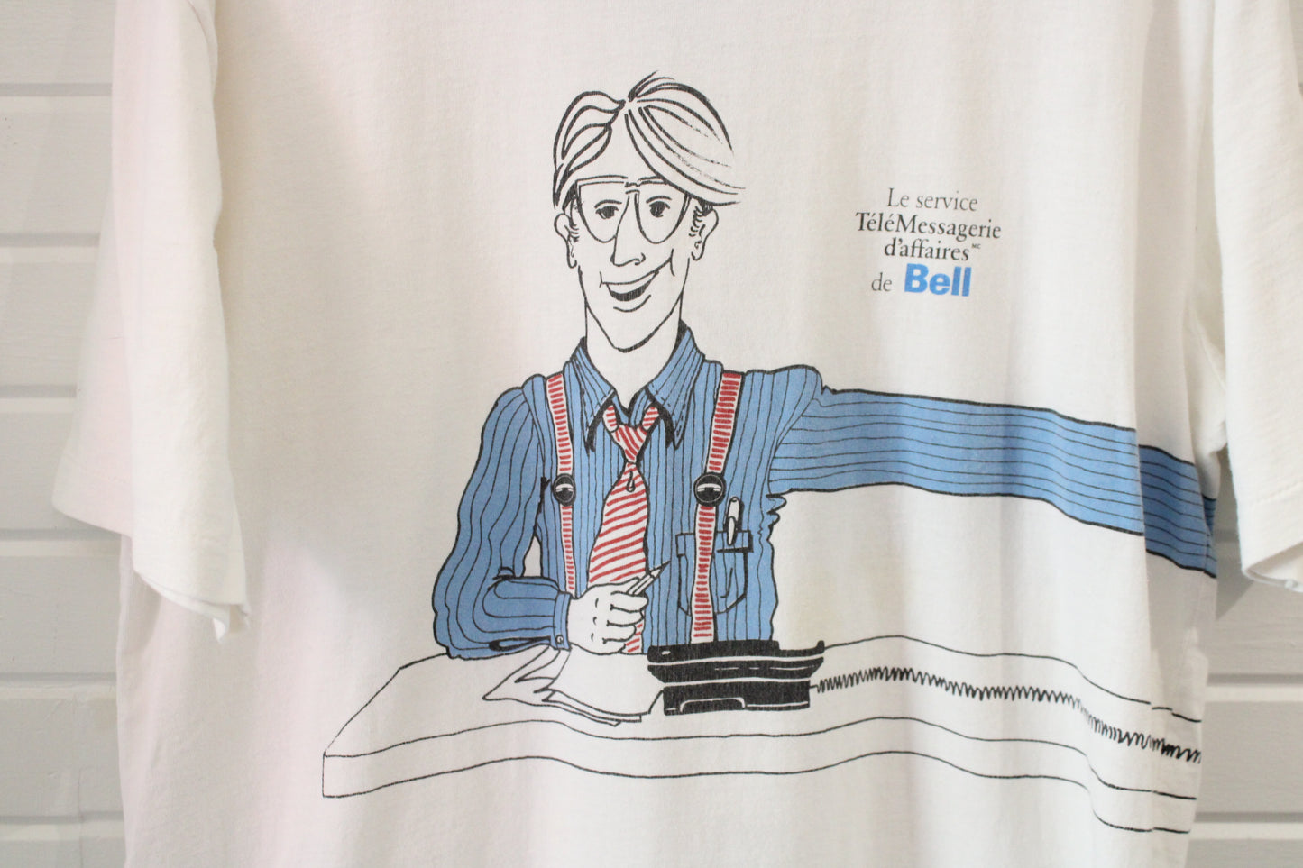 Bell TeleMessaging Graphic T-Shirt | Vintage 80s Illustrated Tech Cartoon Tee | Retro Officewear
