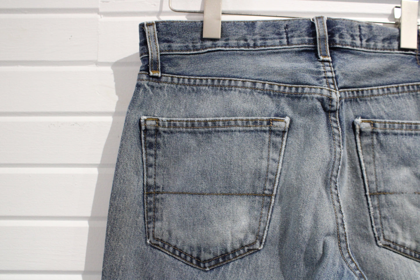 Denizen Straight-Leg Jeans | Vintage Faded Blue Denim Pants | Classic Everyday Wear