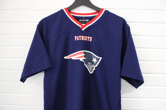 Vintage New-England-Patriots Jersey Shirt | Retro NFL Football Sportswear | Classic Navy Blue Patriots Logo Top