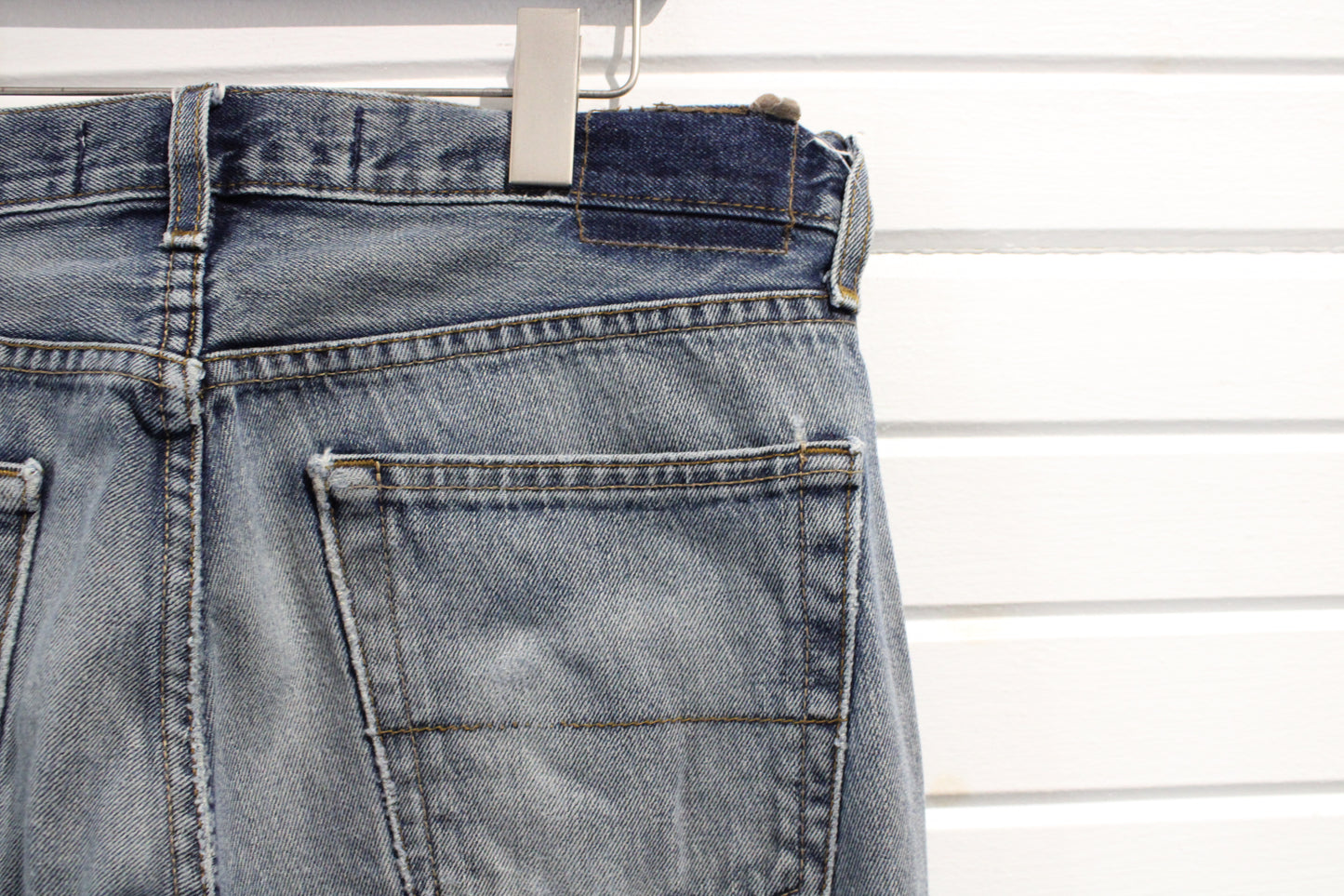 Denizen Straight-Leg Jeans | Vintage Faded Blue Denim Pants | Classic Everyday Wear