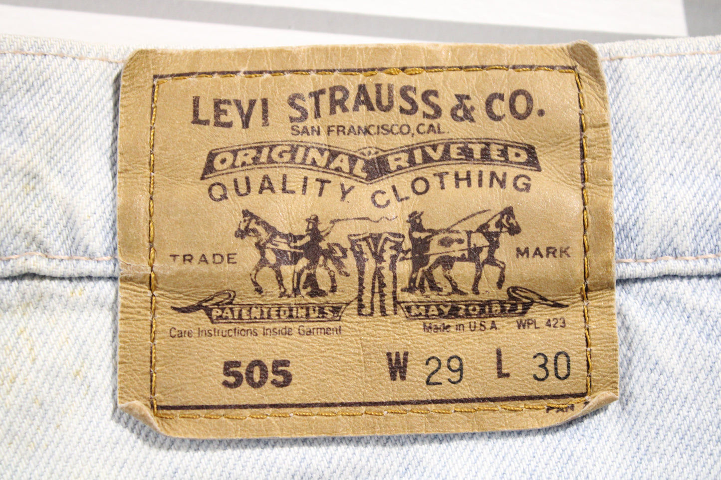 Levi's 505 Jeans / Vintage Light Wash Denim Trouser / 80s / Classic Straight Leg / Size 29x30