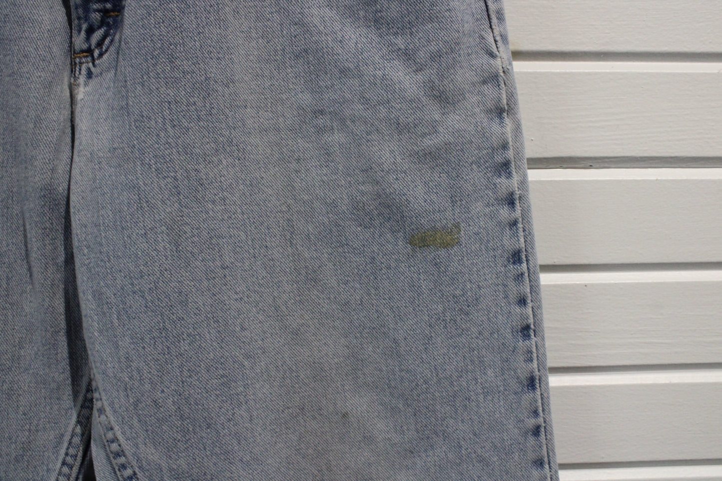 Wrangler Jeans | Vintage 1990s Light Wash Relaxed Fit Denim Pants | Distressed Straight Leg Jeans