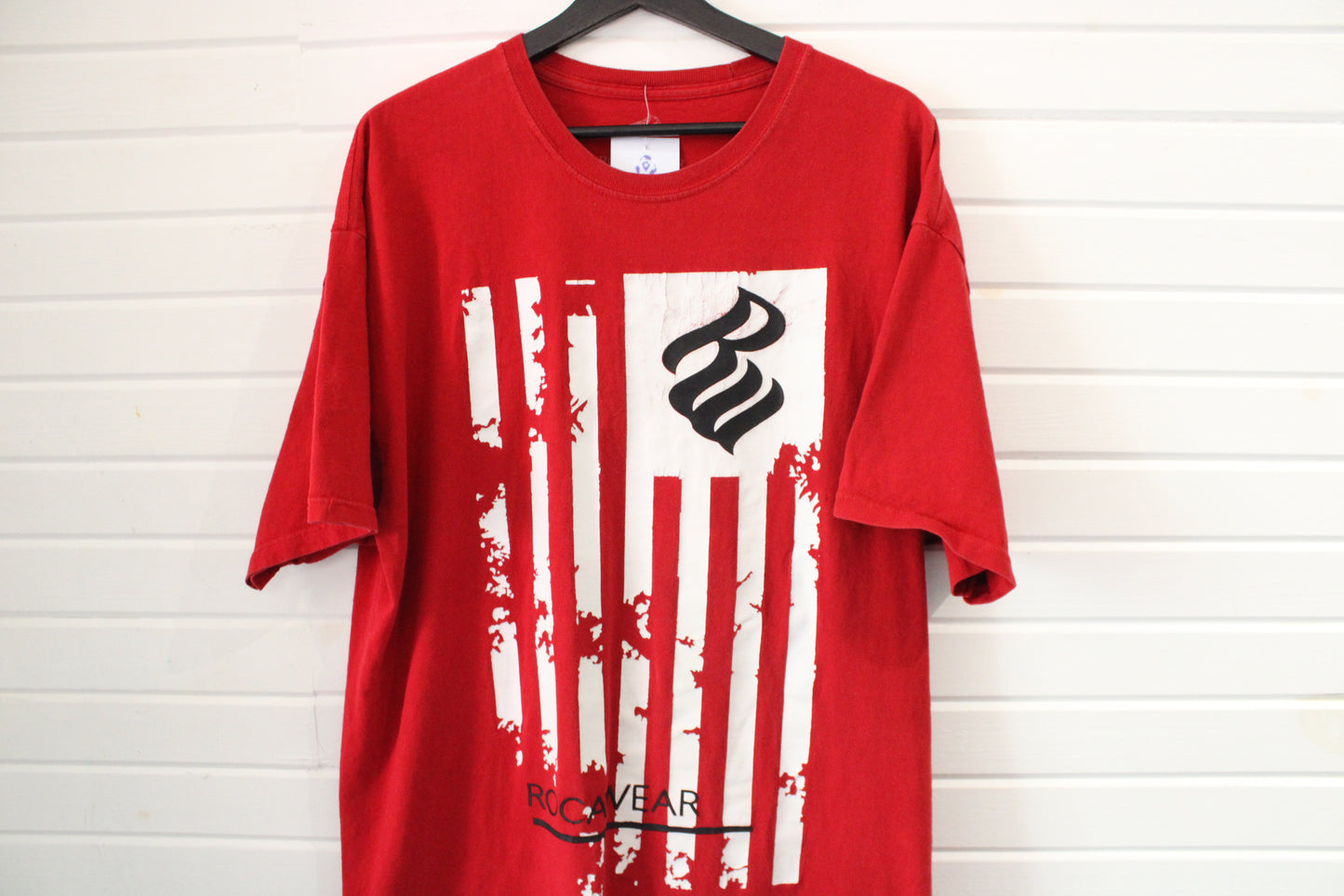 Rocawear Graphic T-Shirt | Vintage 2000s Distressed Flag Logo Tee | Urban Street Style