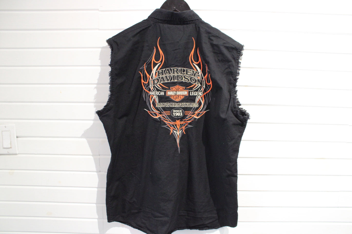 Harley-Davidson Sleeveless Shirt | Vintage Black Frayed Armhole Button-Up | Motorcycle Flame Graphic Biker Vest