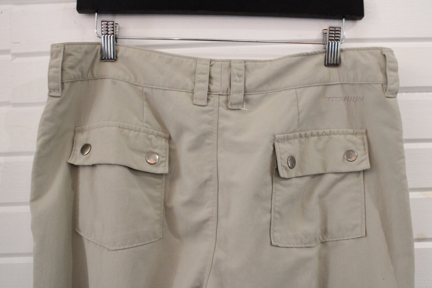Columbia Titanium Cargo Pants | Vintage Outdoor Utility Hiking Trouser | Zip Pocket Drawstring Hem