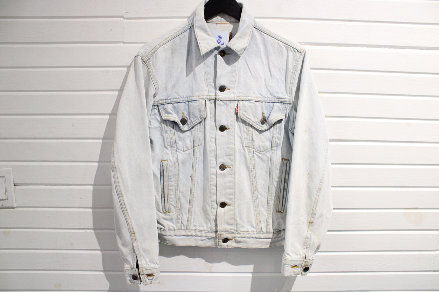 Levi's Denim Trucker Jacket | Vintage Light Wash Classic Jean Coat | Men's Street Style Outerwear