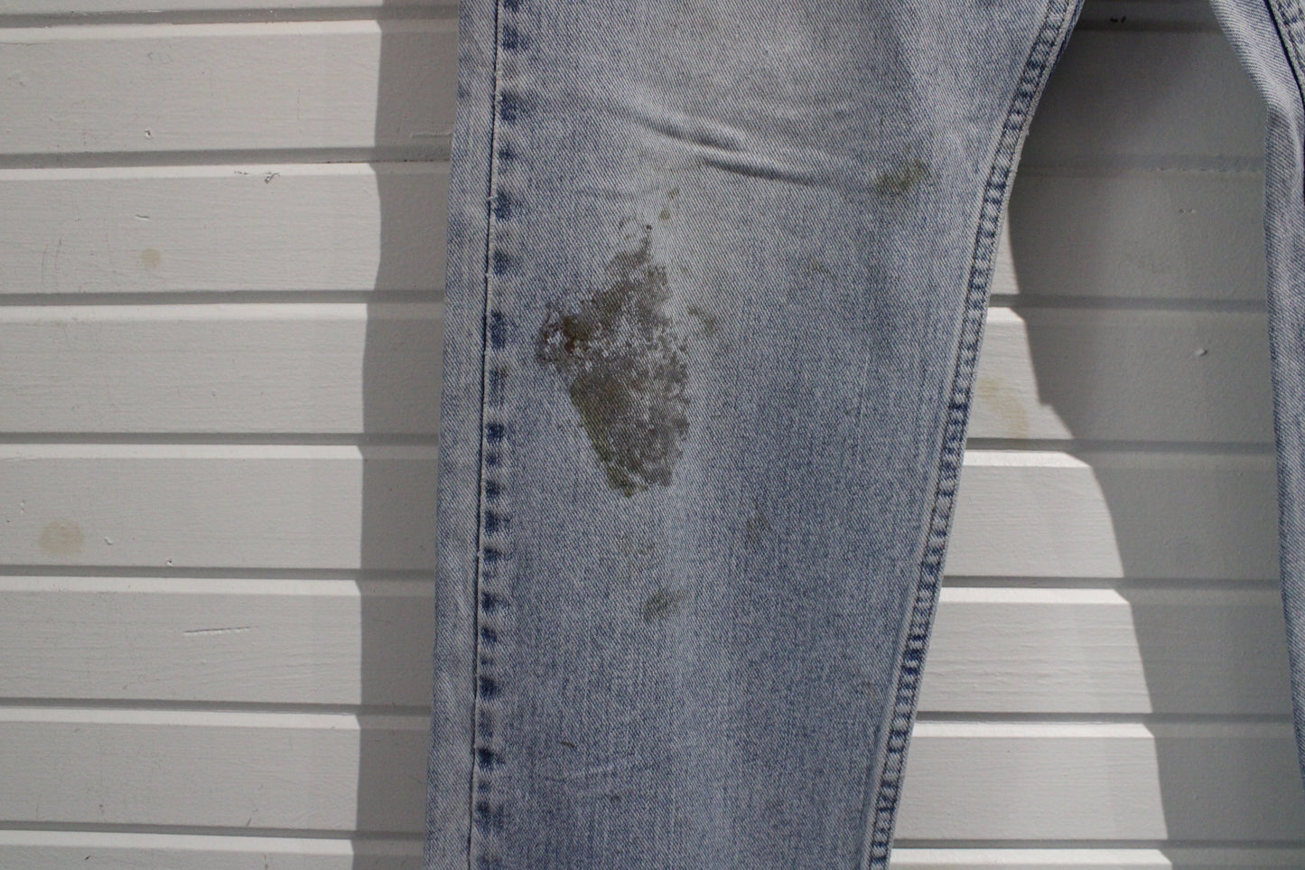 Wrangler Jeans | Vintage 1990s Light Wash Relaxed Fit Denim Pants | Distressed Straight Leg Jeans