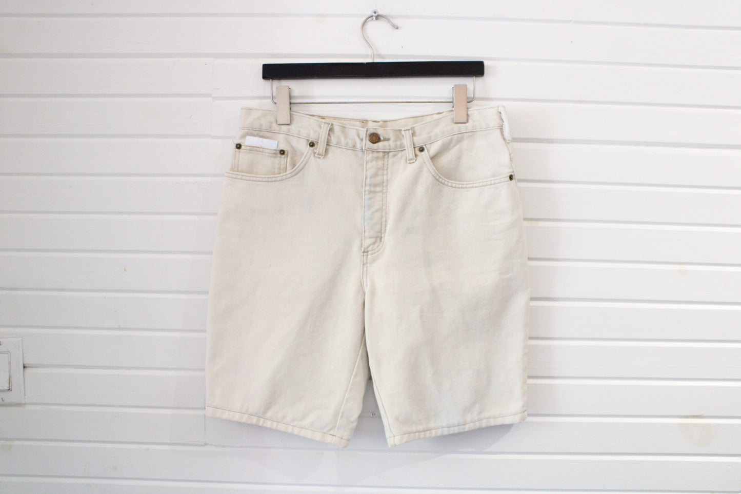Christopher-J. Classic Shorts | Vintage 90s Off-White Denim Jean Shorts | Relaxed Fit Summer Style