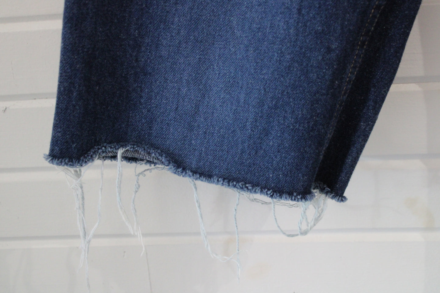 Levi's 550 Denim Shorts | Vintage 90s Relaxed Fit Tapered-Leg Jean Jorts | Classic Cut-Off Style