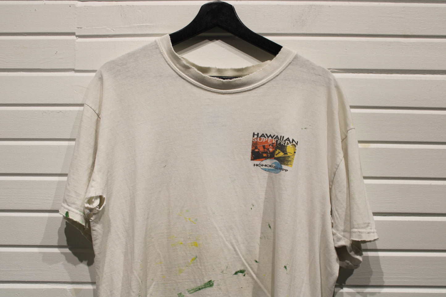 Hawaiian Super Prix T-Shirt | Vintage 1999 Honolulu Auto Racing Graphic Tee | Distressed Race Car Print Shirt