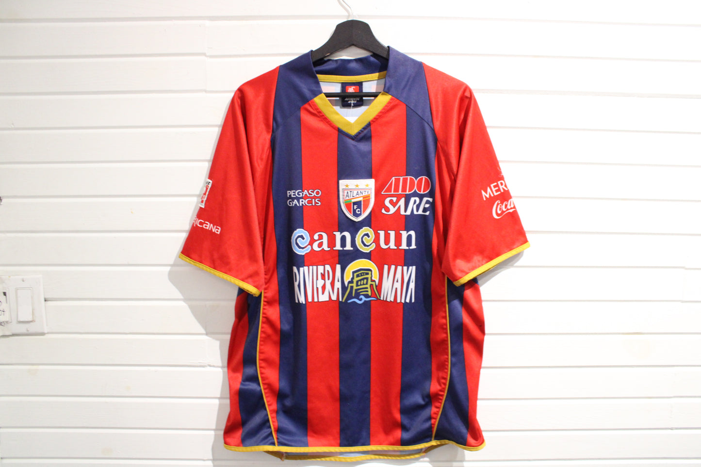 Atlante-FC Soccer Jersey | Vintage 2000s Mexican Football Shirt Red-Blue | Classic Liga MX Fanwear