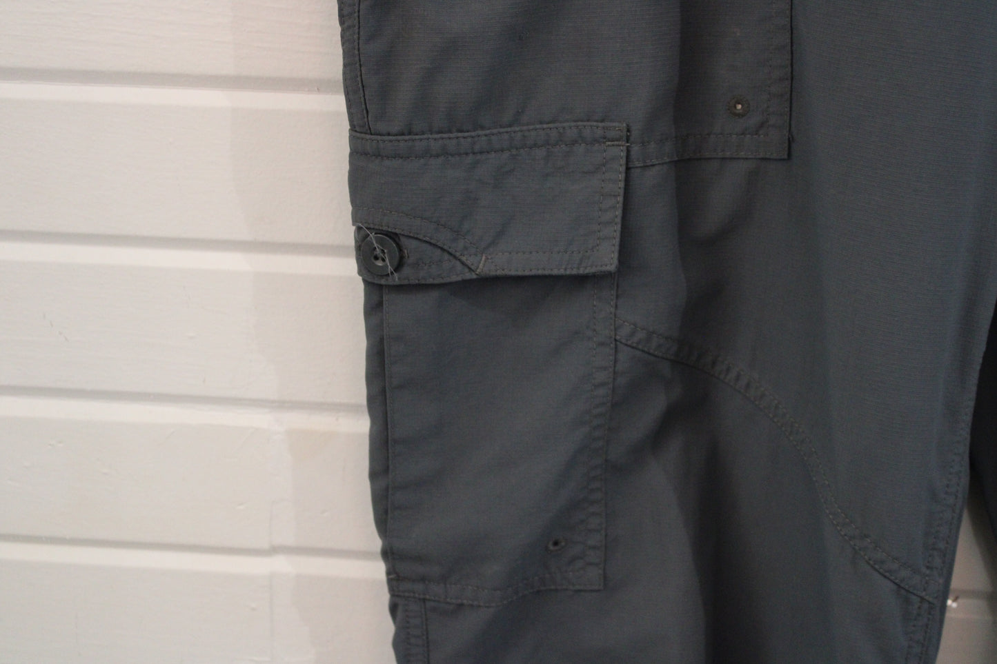 Vintage Utility Cargo Pants | Rugged Outdoor Workwear Style Trousers | Classic Functional Pockets