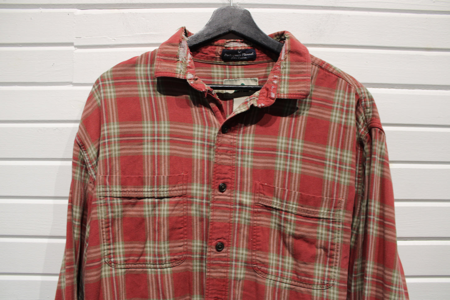 Eastern-Mountain-Sports Plaid Button-Up Shirt | Vintage Classic Flannel Outdoor Shirt | Men's Casual Top